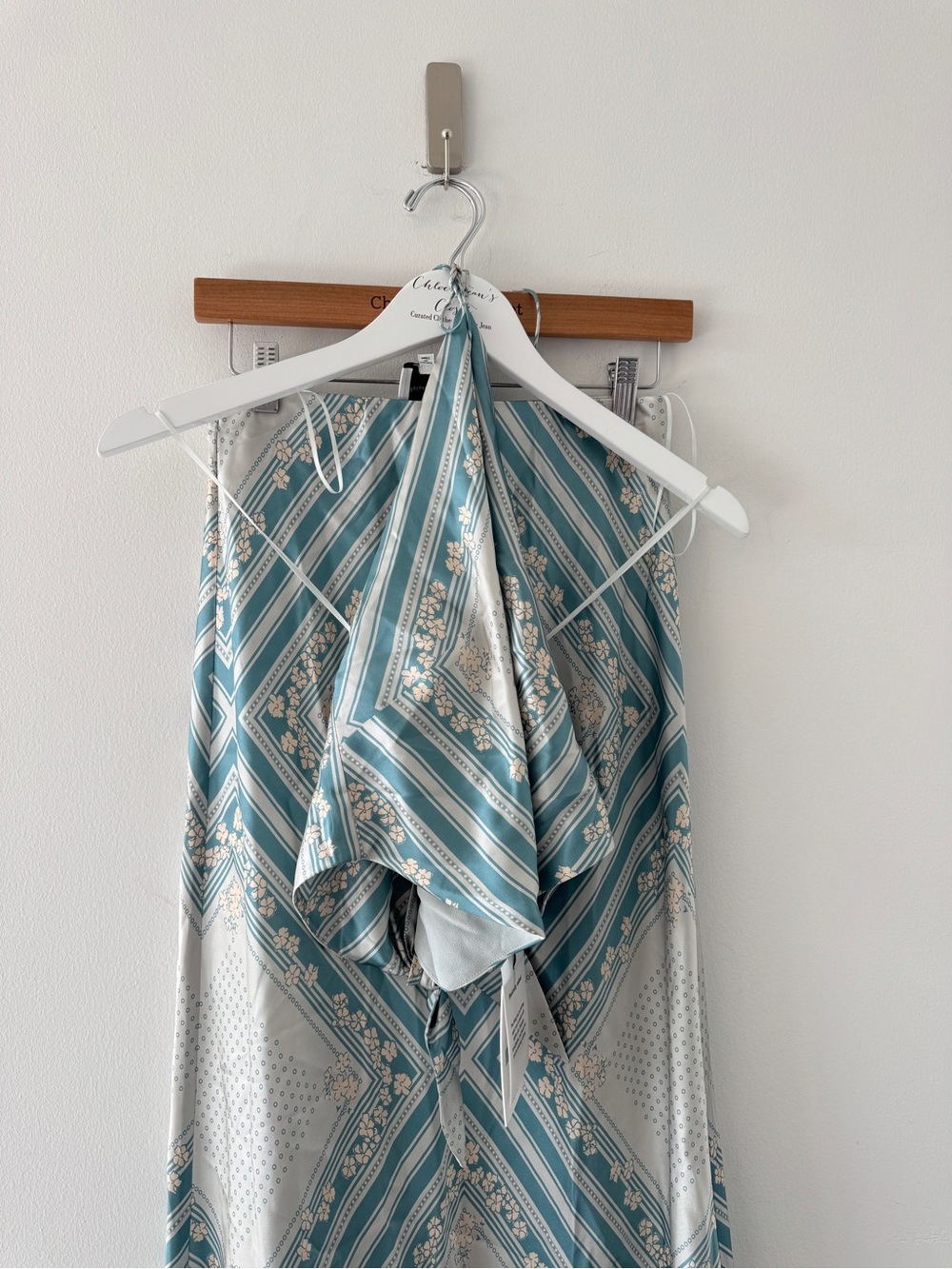 REFORMATION Effie Silk Two Piece Set in Bardot S - Picture 3 of 6